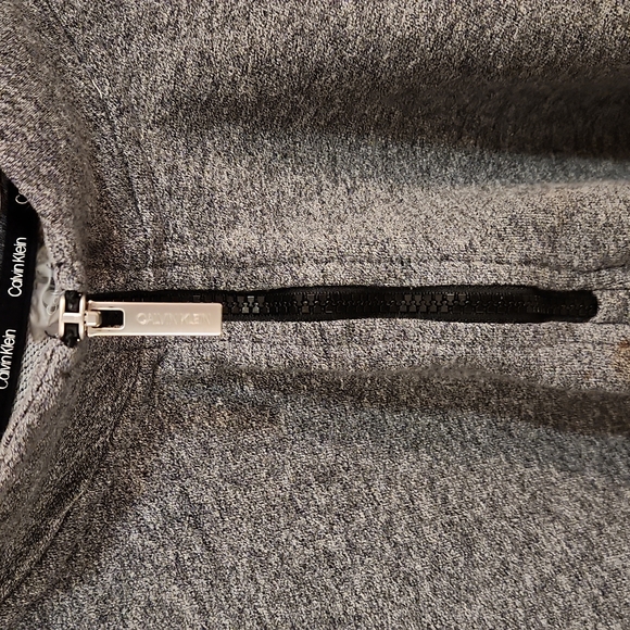 Calvin Klein Half Zip Crop Sweatshirt with drawstring waist, Logo on sleeve XL - Picture 4 of 9